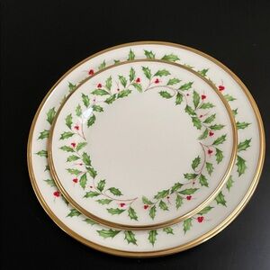 Lenox Holiday Decor Plates with Green and Red Holly Design